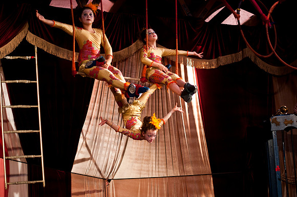 "BARNUM": The Cirque Musical