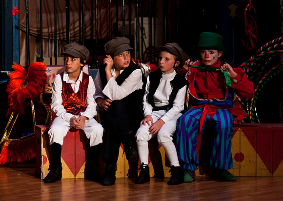 "BARNUM": The Cirque Musical