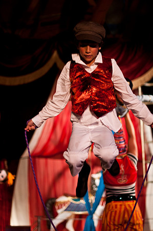 "BARNUM": The Cirque Musical